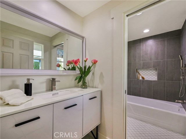 30065 Avenida Tranquila, Rancho Palos Verdes, California 90275, 5 Bedrooms Bedrooms, ,6 BathroomsBathrooms,Residential,Sold,Avenida Tranquila,TR20112457