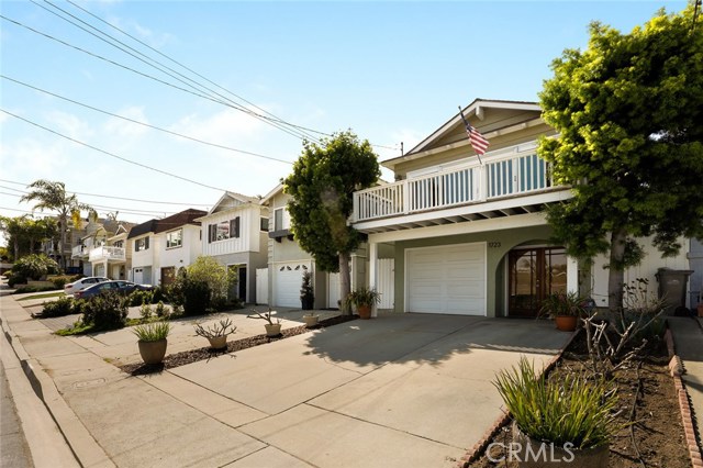 1723 Stanford Avenue, Redondo Beach, California 90278, 3 Bedrooms Bedrooms, ,2 BathroomsBathrooms,Residential,Sold,Stanford,SB19044326
