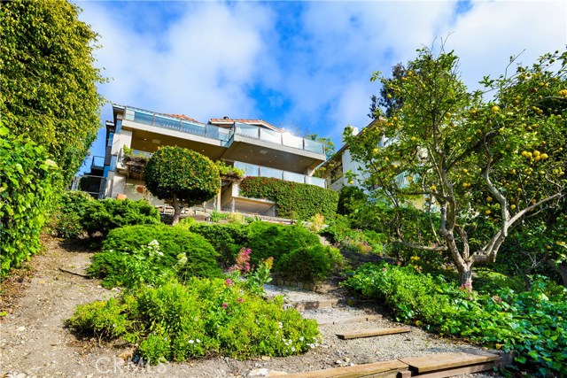 773 Via Del Monte, Palos Verdes Estates, California 90274, 3 Bedrooms Bedrooms, ,5 BathroomsBathrooms,Residential,Sold,Via Del Monte,PV19125055