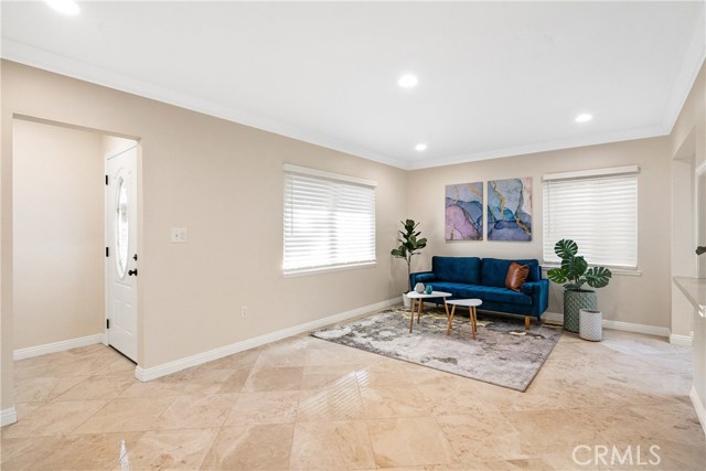 2817 Fisk Lane, Redondo Beach, California 90278, 4 Bedrooms Bedrooms, ,3 BathroomsBathrooms,Residential,Sold,Fisk,CV20139455