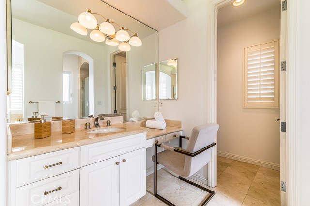 700 36th Street, Manhattan Beach, California 90266, 4 Bedrooms Bedrooms, ,3 BathroomsBathrooms,Residential,Sold,36th,SB19004820