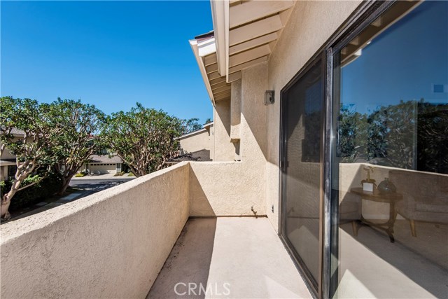 24 Grenada Court, Manhattan Beach, California 90266, 3 Bedrooms Bedrooms, ,2 BathroomsBathrooms,Residential,Sold,Grenada,SB17231613