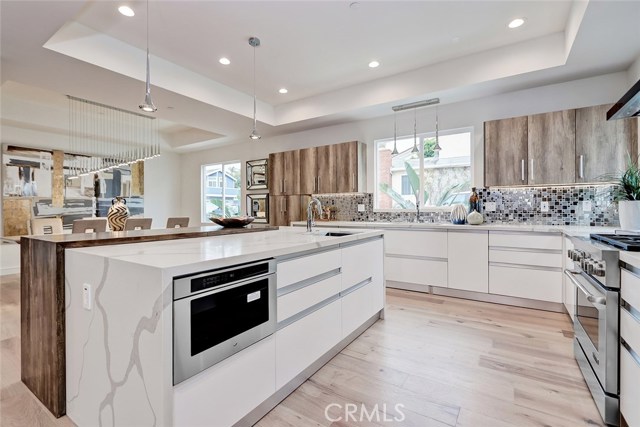 2022 Harriman Lane, Redondo Beach, California 90278, 5 Bedrooms Bedrooms, ,4 BathroomsBathrooms,Residential,Sold,Harriman,SB19005375