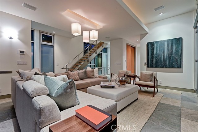 324 17th Street, Manhattan Beach, California 90266, 4 Bedrooms Bedrooms, ,4 BathroomsBathrooms,Residential,Sold,17th,SB17118466