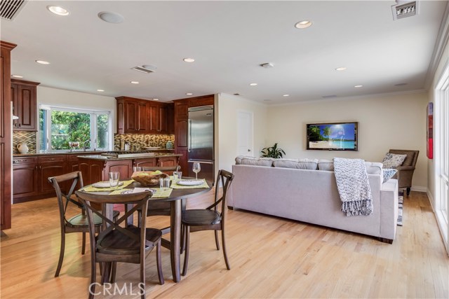 2609 Via Valdes, Palos Verdes Estates, California 90274, 4 Bedrooms Bedrooms, ,3 BathroomsBathrooms,Residential,Sold,Via Valdes,PV17070096