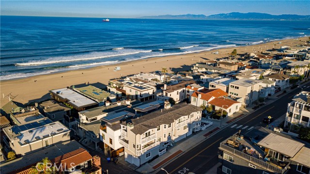 3213 Manhattan Avenue, Manhattan Beach, California 90266, 3 Bedrooms Bedrooms, ,3 BathroomsBathrooms,Residential,Sold,Manhattan,SB21049996