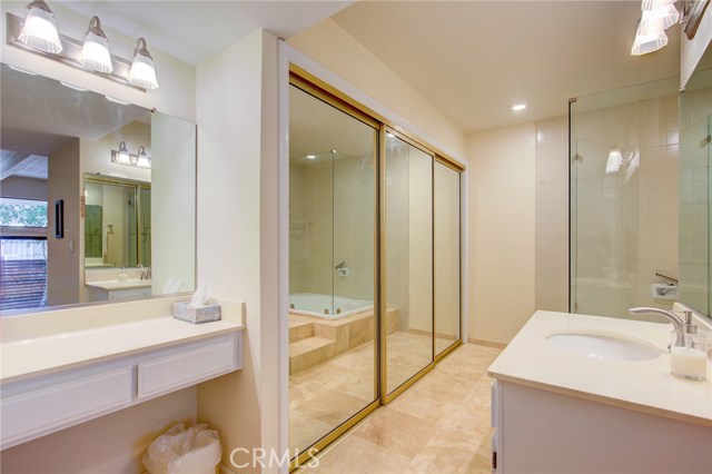 2108 Rockefeller Lane, Redondo Beach, California 90278, 2 Bedrooms Bedrooms, ,2 BathroomsBathrooms,Residential,Sold,Rockefeller,SB19238664