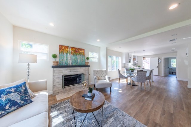 5 Bed Home for Sale in Los Angeles, California