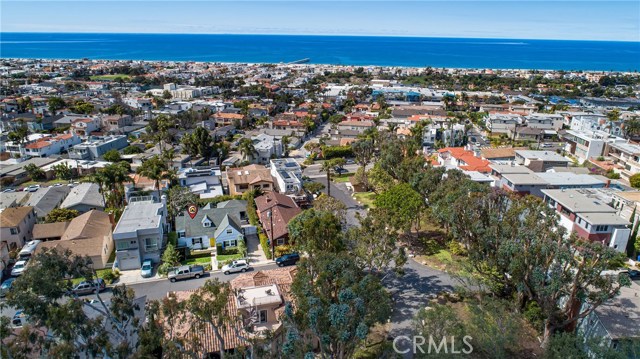 Welcome to Hermosa's Secret Street :)
