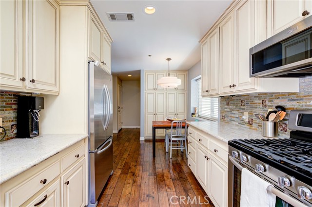 1924 Ruhland Avenue, Redondo Beach, California 90278, 3 Bedrooms Bedrooms, ,2 BathroomsBathrooms,Residential,Sold,Ruhland,SB21069675