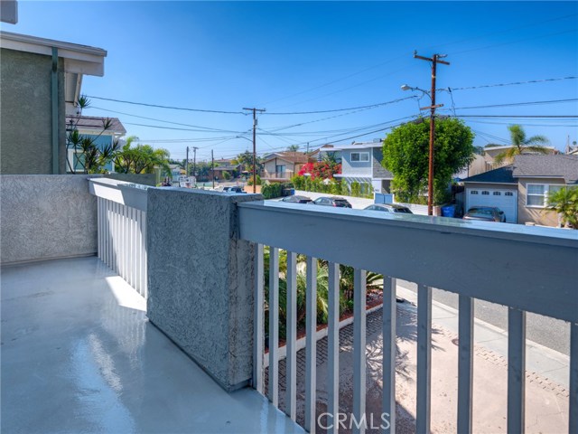 1528 Wollacott Street, Redondo Beach, California 90278, 3 Bedrooms Bedrooms, ,2 BathroomsBathrooms,Residential,Sold,Wollacott,SB19248290