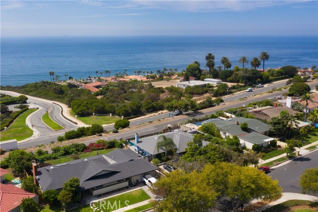 30405 Via Cambron, Rancho Palos Verdes, California 90275, 3 Bedrooms Bedrooms, ,2 BathroomsBathrooms,Residential,Sold,Via Cambron,RS20188980