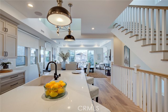 1711 Haynes Lane, Redondo Beach, California 90278, 3 Bedrooms Bedrooms, ,4 BathroomsBathrooms,Residential,Sold,Haynes,PV19232617