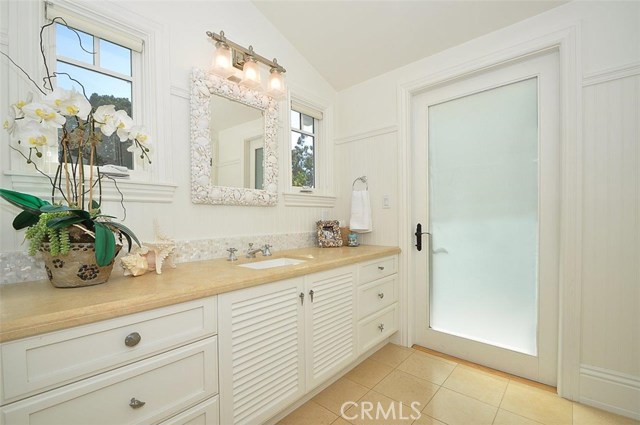 11 Oceanaire Drive, Rancho Palos Verdes, California 90275, 5 Bedrooms Bedrooms, ,3 BathroomsBathrooms,Residential,Sold,Oceanaire,PV18041022