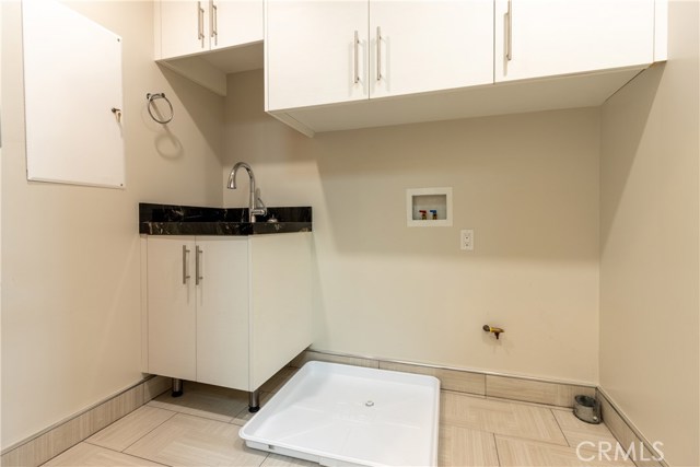 2201 Ripley Avenue, Redondo Beach, California 90278, 5 Bedrooms Bedrooms, ,5 BathroomsBathrooms,Residential,Sold,Ripley,SB20125595