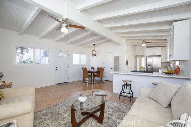 1116 2nd Street, Hermosa Beach, California 90254, 3 Bedrooms Bedrooms, ,1 BathroomBathrooms,Residential,Sold,2nd,SB20030434