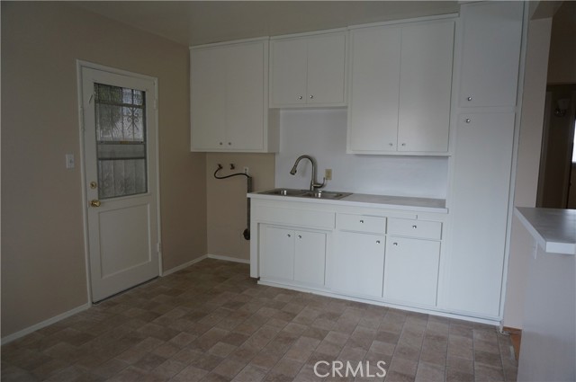  Income Home for Sale in Hawthorne, California