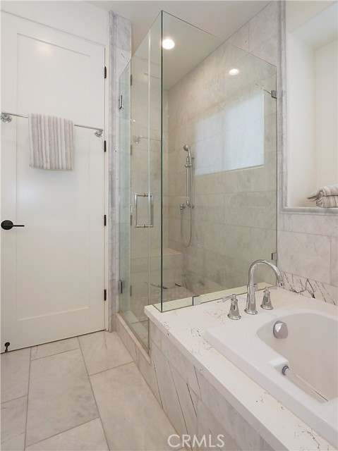 2606 Voorhees Avenue, Redondo Beach, California 90278, 3 Bedrooms Bedrooms, ,2 BathroomsBathrooms,Residential,Sold,Voorhees,SB21126810