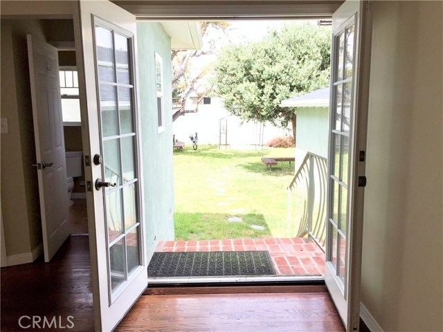 2207 Gates Avenue, Redondo Beach, California 90278, 3 Bedrooms Bedrooms, ,2 BathroomsBathrooms,Residential,Sold,Gates,SB17082379