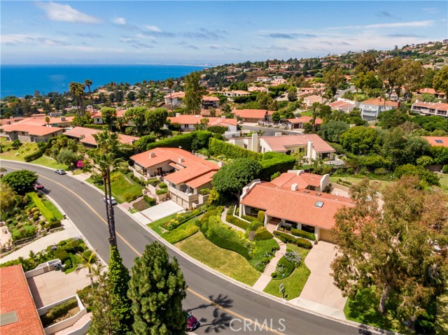 1373 Via Coronel, Palos Verdes Estates, California 90274, 5 Bedrooms Bedrooms, ,4 BathroomsBathrooms,Residential,Sold,Via Coronel,PV19128066