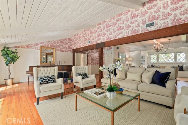 57 Strawberry Lane, Rolling Hills Estates, California 90274, 6 Bedrooms Bedrooms, ,3 BathroomsBathrooms,Residential,Sold,Strawberry,SB21051778