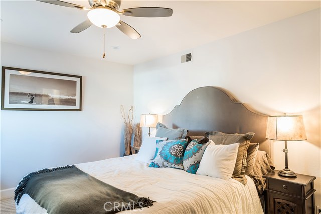 840 Loma Drive, Hermosa Beach, California 90254, 3 Bedrooms Bedrooms, ,2 BathroomsBathrooms,Residential,Sold,Loma,SB18033597