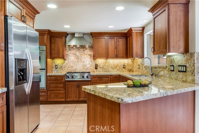 2115 Via Visalia, Palos Verdes Estates, California 90274, 3 Bedrooms Bedrooms, ,2 BathroomsBathrooms,Residential,Sold,Via Visalia,PV18145960