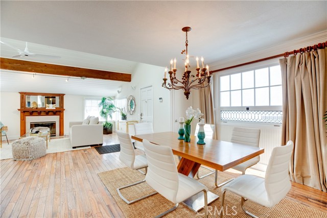 225 15th Street, Manhattan Beach, California 90266, 4 Bedrooms Bedrooms, ,1 BathroomBathrooms,Residential,Sold,15th,SB20180617