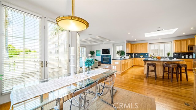 1002 5th Street, Hermosa Beach, California 90254, 5 Bedrooms Bedrooms, ,2 BathroomsBathrooms,Residential,Sold,5th,SB20139034