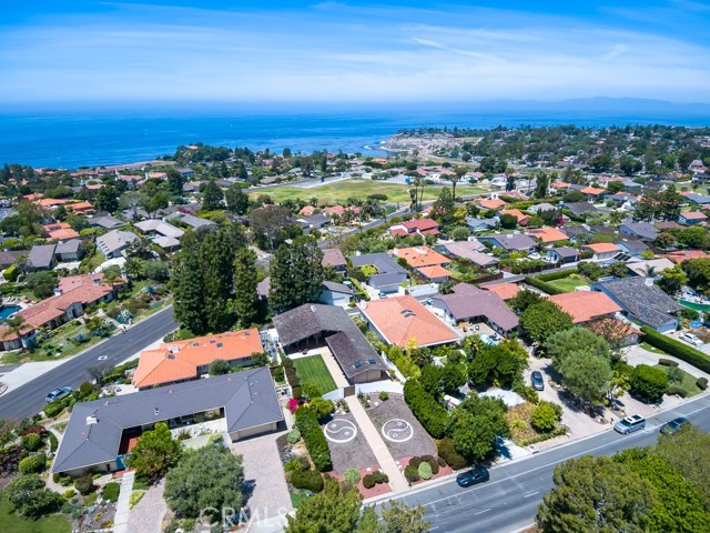 Lunada Bay Elementary and Santa Monica Bay.