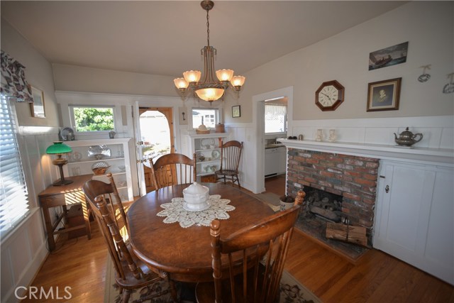 328 Gertruda Avenue, Redondo Beach, California 90277, 3 Bedrooms Bedrooms, ,1 BathroomBathrooms,Residential,Sold,Gertruda,SB17206888