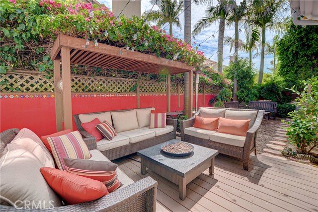 2110 Graham Avenue, Redondo Beach, California 90278, 4 Bedrooms Bedrooms, ,2 BathroomsBathrooms,Residential,Sold,Graham,SB17177228