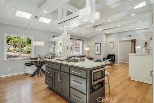 34 Empty Saddle Lane, Rolling Hills Estates, California 90274, 4 Bedrooms Bedrooms, ,2 BathroomsBathrooms,Residential,Sold,Empty Saddle,PV20151893