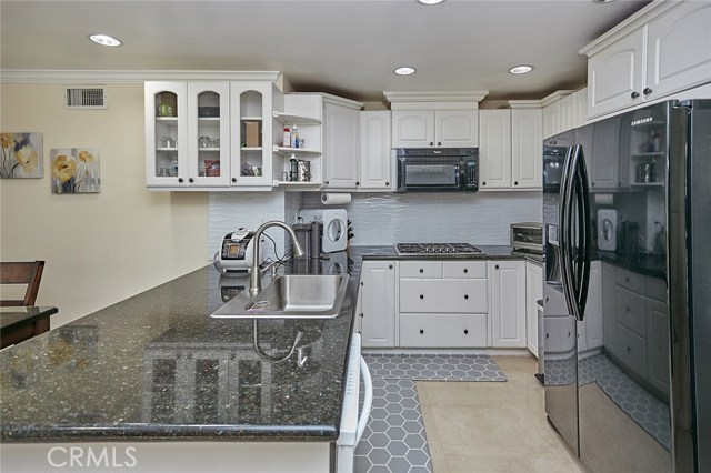 110 Hilltop Circle, Rancho Palos Verdes, California 90275, 2 Bedrooms Bedrooms, ,2 BathroomsBathrooms,Residential,Sold,Hilltop,SB19196616