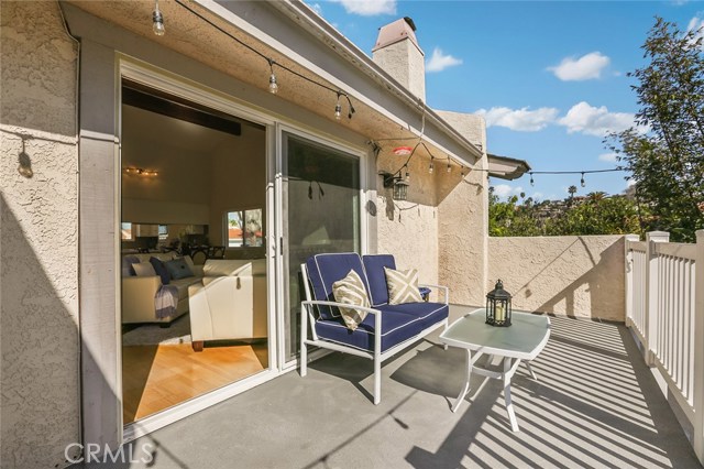 710 Guadalupe Avenue, Redondo Beach, California 90277, 2 Bedrooms Bedrooms, ,1 BathroomBathrooms,Residential,Sold,Guadalupe,SB18012304