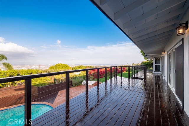 70 Rockinghorse Road, Rancho Palos Verdes, California 90275, 4 Bedrooms Bedrooms, ,3 BathroomsBathrooms,Residential,Sold,Rockinghorse,NP18103625