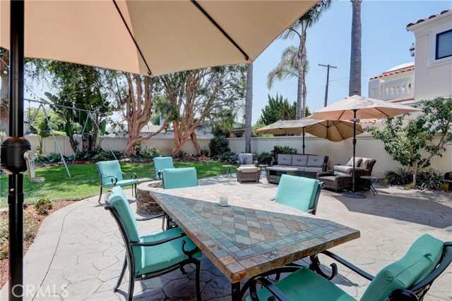 1806 9th Street, Manhattan Beach, California 90266, 5 Bedrooms Bedrooms, ,4 BathroomsBathrooms,Residential,Sold,9th,SB20172903