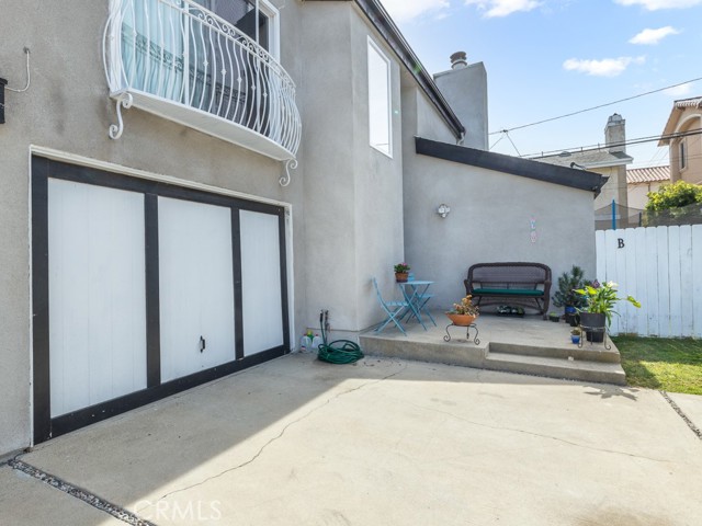 2222 Curtis Avenue, Redondo Beach, California 90278, ,Residential Income,Sold,Curtis,SB21034677