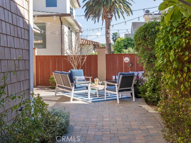 808 Vincent Street, Redondo Beach, California 90277, 3 Bedrooms Bedrooms, ,2 BathroomsBathrooms,Residential,Sold,Vincent,PV20055164