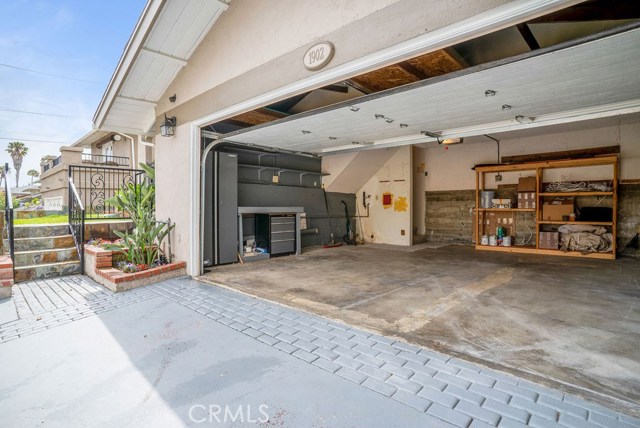 1902 Spreckels Lane, Redondo Beach, California 90278, 3 Bedrooms Bedrooms, ,2 BathroomsBathrooms,Residential,Sold,Spreckels,SB19180441