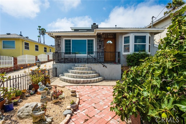 5 Bed Home for Sale in El Segundo, California