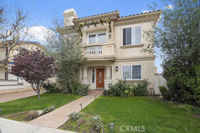 This coveted front unit townhome is saturated with natural light