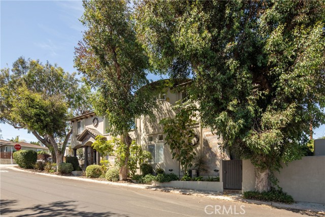 931 17th Street, Manhattan Beach, California 90266, 6 Bedrooms Bedrooms, ,4 BathroomsBathrooms,Residential,Sold,17th,SB19069902