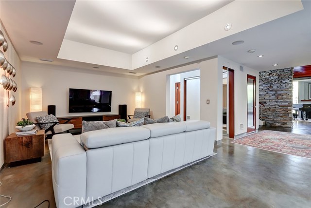 794 27th Street, Manhattan Beach, California 90266, 5 Bedrooms Bedrooms, ,3 BathroomsBathrooms,Residential,Sold,27th,SB20032410