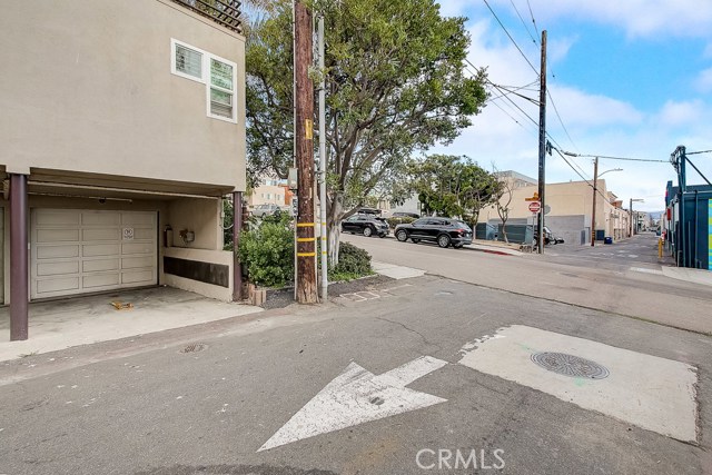 1401 Manhattan Avenue, Hermosa Beach, California 90254, 4 Bedrooms Bedrooms, ,3 BathroomsBathrooms,Residential,Sold,Manhattan,SB19160041