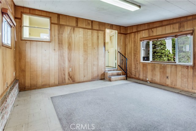 1813 Lynngrove Drive, Manhattan Beach, California 90266, 2 Bedrooms Bedrooms, ,Residential,Sold,Lynngrove,SB18291838