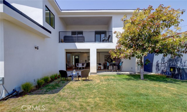 1130 21st Street, Manhattan Beach, California 90266, 5 Bedrooms Bedrooms, ,4 BathroomsBathrooms,Residential,Sold,21st,SB21098347