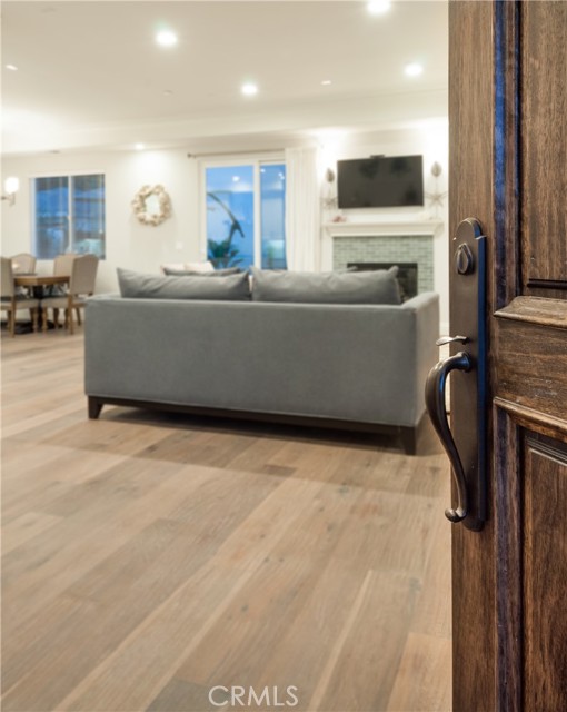 2110 Ernest Avenue, Redondo Beach, California 90278, 4 Bedrooms Bedrooms, ,3 BathroomsBathrooms,Residential,Sold,Ernest,SB21132960