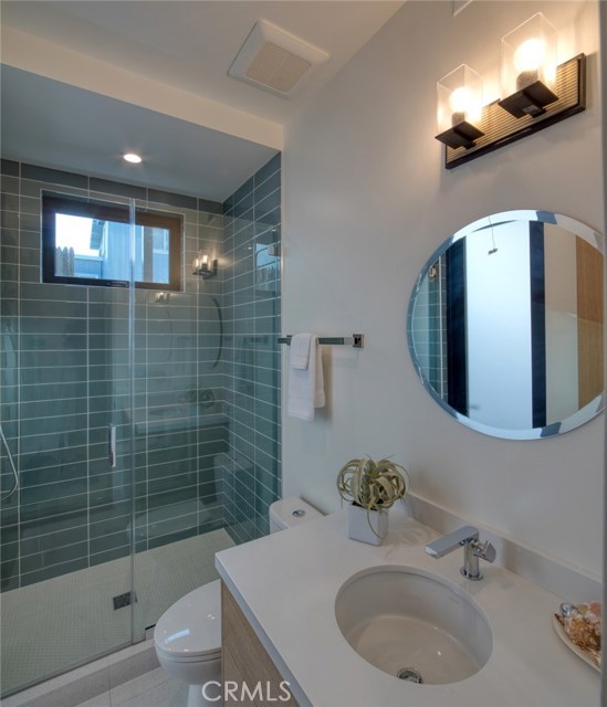 246 30th Street, Hermosa Beach, California 90254, 4 Bedrooms Bedrooms, ,4 BathroomsBathrooms,Residential,Sold,30th,SB19212204