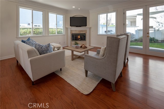 2111 Nelson Avenue, Redondo Beach, California 90278, 4 Bedrooms Bedrooms, ,2 BathroomsBathrooms,Residential,Sold,Nelson,SB19043798